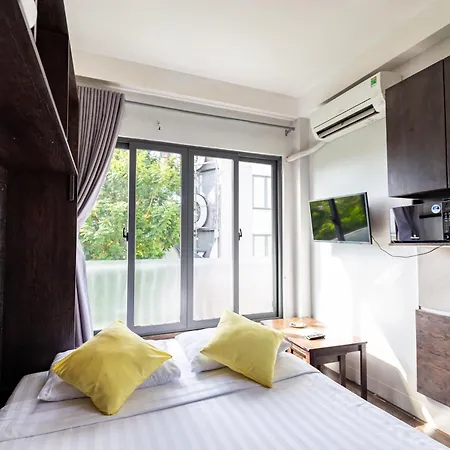 Cozy Riverview Of Livinginn